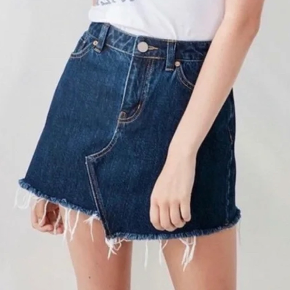 BDG Urban Outfitters Asymmetrical Frayed Hem Denim Mini Skirt EUC